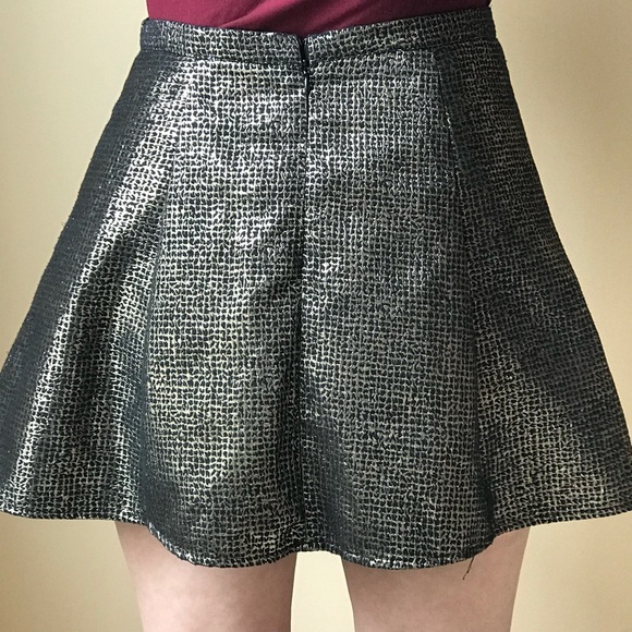 ⚡️one❤️clothing | Sparkly Gold | A-Line | Mini | Petite / Juniors | M - Picture 5 of 17